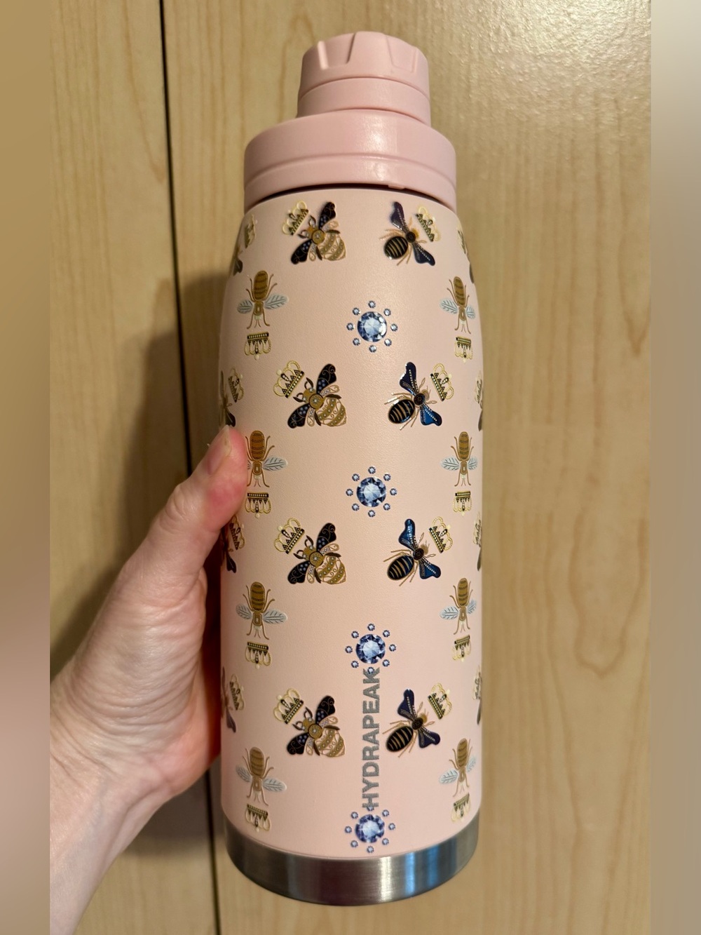 Queen Bee Bottle 32 oz. - Picture 4 of 15